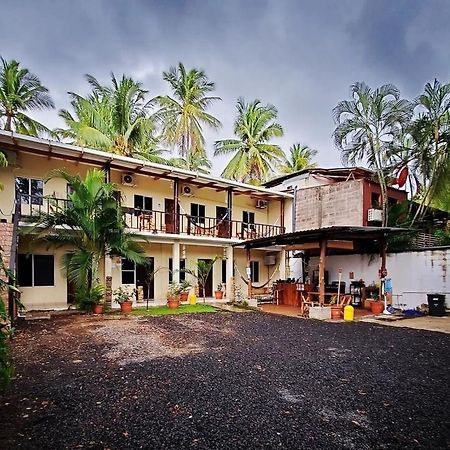 Dylan'S Surf Inn La Libertad Exteriér fotografie